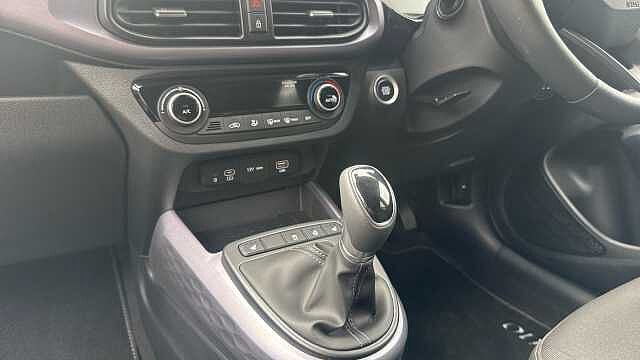 Hyundai i10 1.2 [79] Premium 5dr Auto [Nav] Petrol Hatchback