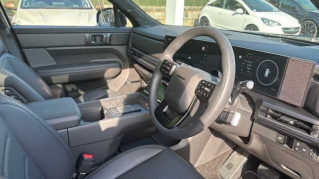 Hyundai SANTA FE 1.6 TGDi 288 PHEV Calligraphy 5dr 4WD Auto [6 St] Estate