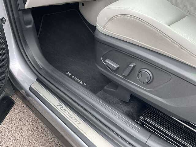 Hyundai TUCSON 1.6T Plug-in Hybrid Ultimate 5dr 4WD Auto