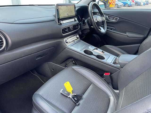 Hyundai KONA 150kW Premium SE 64kWh 5dr Auto White