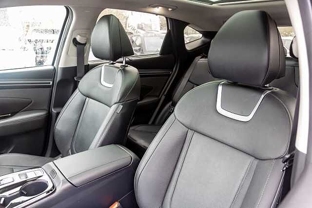 Hyundai TUCSON 1.6 TGDi Hybrid 230 Ultimate 5dr 2WD Auto Polar White