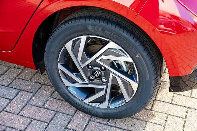 Hyundai I20 1.0T GDi Advance 5dr Dragon Red