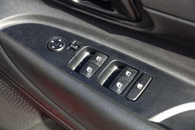 Hyundai I20 1.0T GDi Advance 5dr Dragon Red