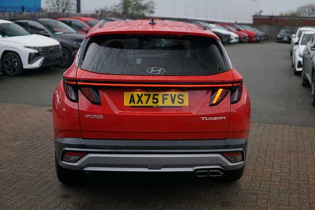 Hyundai TUCSON 1.6T Premium 5dr Engine Red