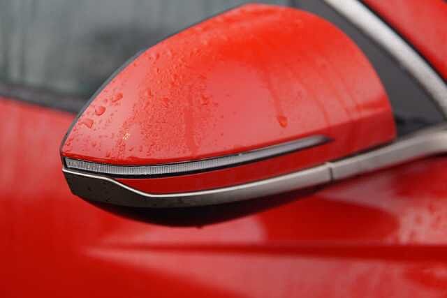 Hyundai TUCSON 1.6T Premium 5dr Engine Red