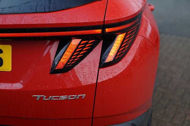 Hyundai TUCSON 1.6T Premium 5dr Engine Red