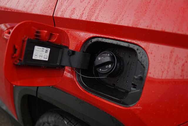 Hyundai TUCSON 1.6T Premium 5dr Engine Red
