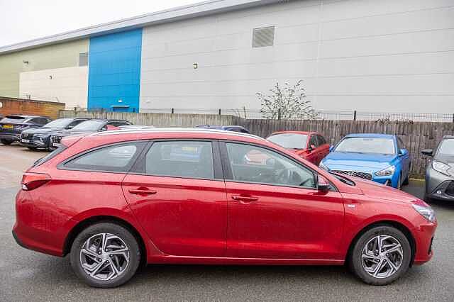 Hyundai i30 1.0T GDi SE Connect 5dr