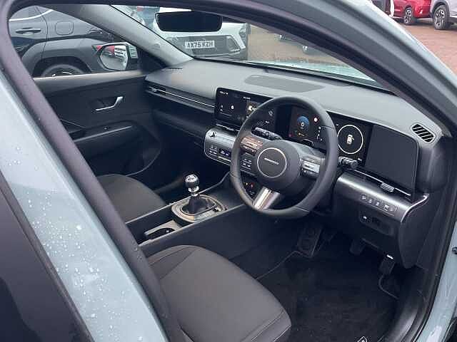 Hyundai KONA 1.6T 138 Advance 5dr