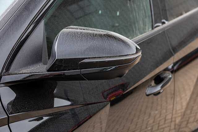 Hyundai TUCSON 1.6T Hybrid N Line S 5dr Auto Abyss Black