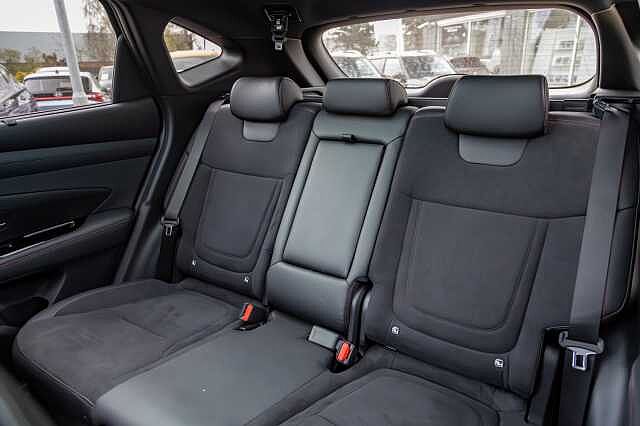 Hyundai TUCSON 1.6T Hybrid N Line S 5dr Auto Abyss Black