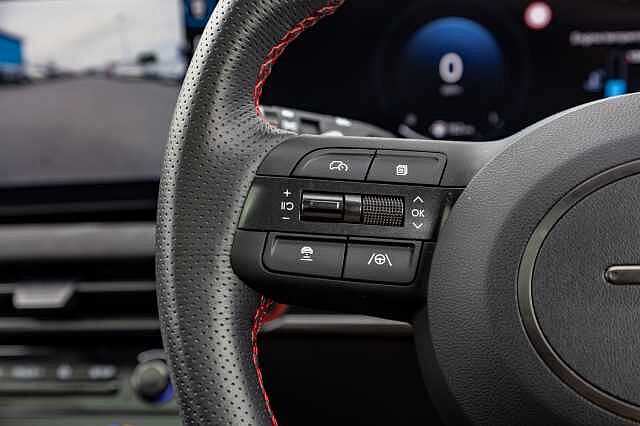 Hyundai TUCSON 1.6T Hybrid N Line S 5dr Auto Abyss Black