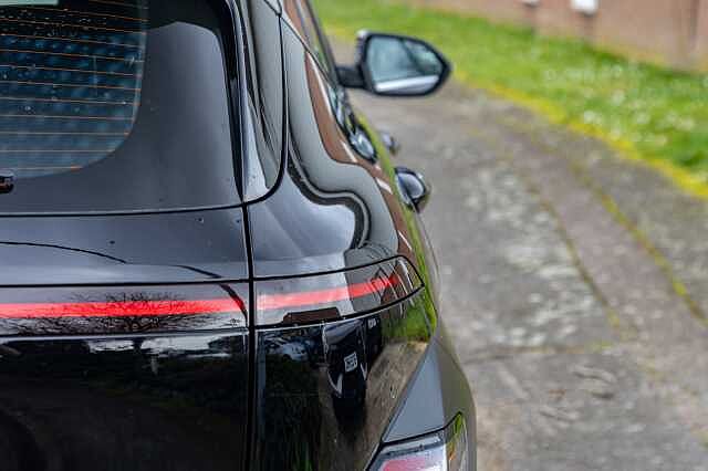 Hyundai KONA 1.6T 138 Advance 5dr Abyss Black