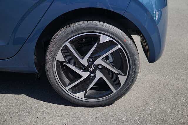 Hyundai i10 1.2 [79] Premium 5dr Auto [Nav]