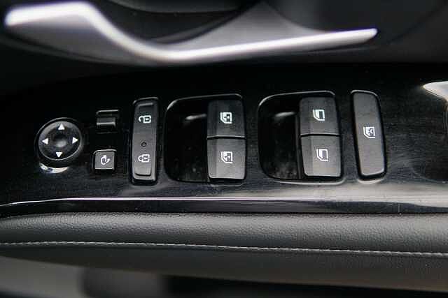 Hyundai TUCSON 1.6 TGDi Hybrid 230 SE Connect 5dr 2WD Auto