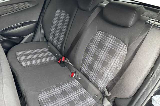 Hyundai i10 1.0 [63] Premium 5dr Auto [Nav]