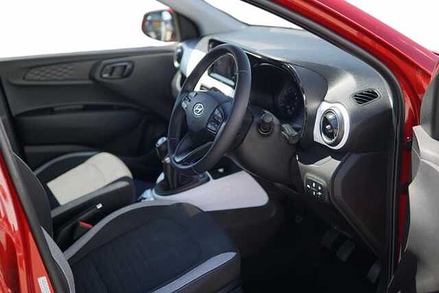Hyundai i10 1.2 MPi Premium 5dr