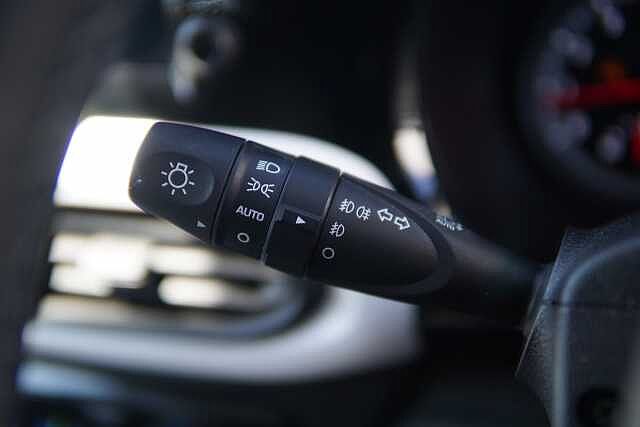 Hyundai i10 1.2 MPi Premium 5dr