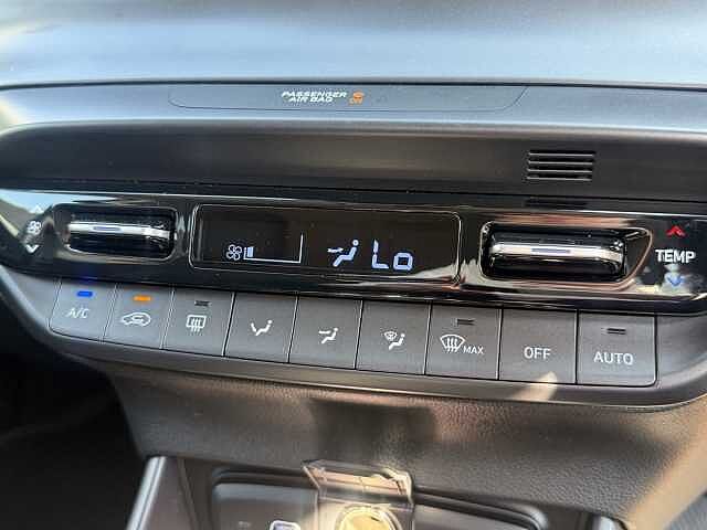Hyundai I20 1.0T GDi 90 Tech Line 5dr Mangrove Green