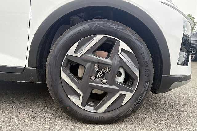 Hyundai BAYON 1.0 TGDi [90] Tech Line 5dr DCT Atlas White