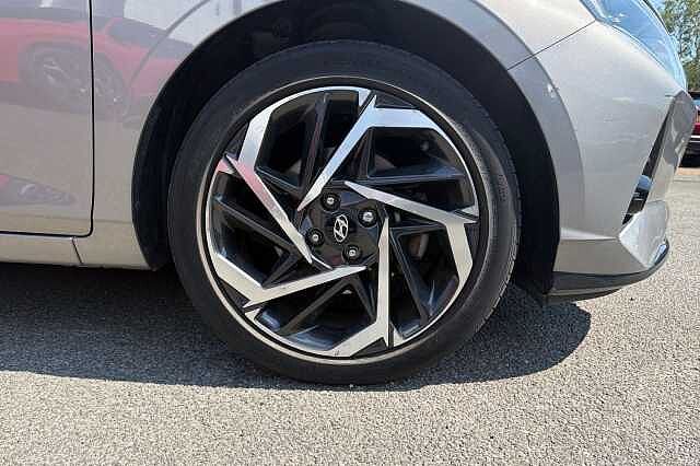 Hyundai i20 1.0T GDi 48V MHD Premium 5dr DCT