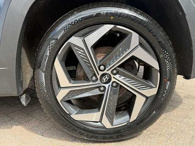 Hyundai TUCSON 1.6 TGDi Plug-in Hybrid Premium 5dr 4WD Auto