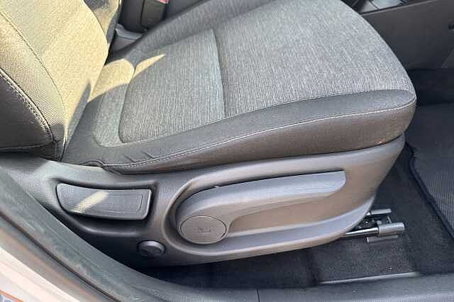Hyundai KONA 150kW Premium 64kWh 5dr Auto