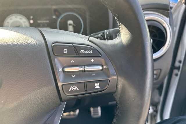 Hyundai KONA 150kW Premium 64kWh 5dr Auto