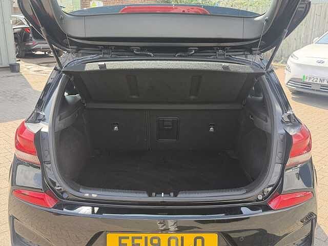 Hyundai I30 1.4T GDI N Line+ [Nav] 5dr DCT Black