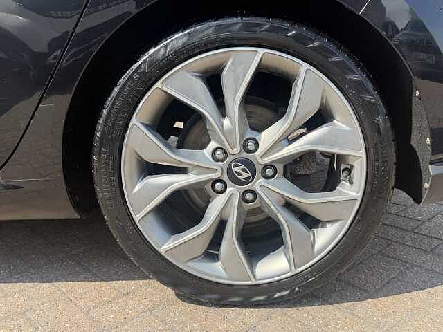 Hyundai I30 1.4T GDI N Line+ [Nav] 5dr DCT Black
