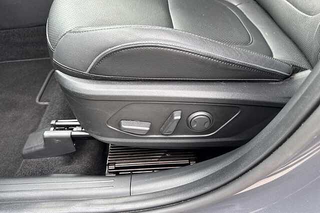 Hyundai TUCSON 1.6T Hybrid Ultimate 5dr Auto