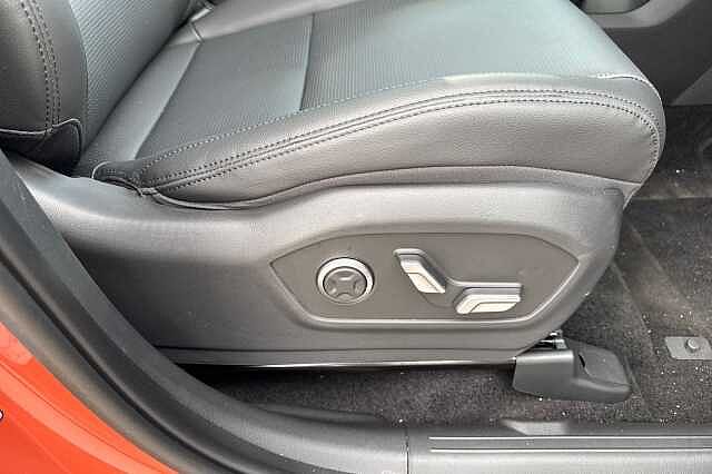 Hyundai SANTA FE 1.6 TGDi 239 Hybrid Ultimate 5dr Auto TERRACOTA ORANGE