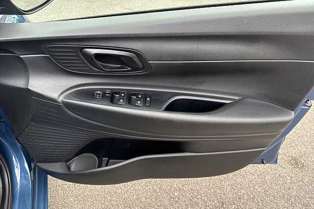 Hyundai I20 1.0T GDi Advance 5dr ViBRANT BLUE