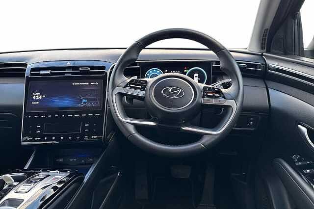 Hyundai TUCSON 1.6 TGDi Hybrid 230 Premium 5dr 2WD Auto Phantom Black