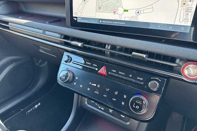 Hyundai TUCSON 1.6T 150 N Line S 5dr DCT Engine Red