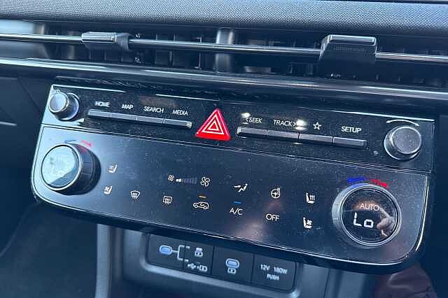 Hyundai TUCSON 1.6T 150 N Line S 5dr DCT Engine Red