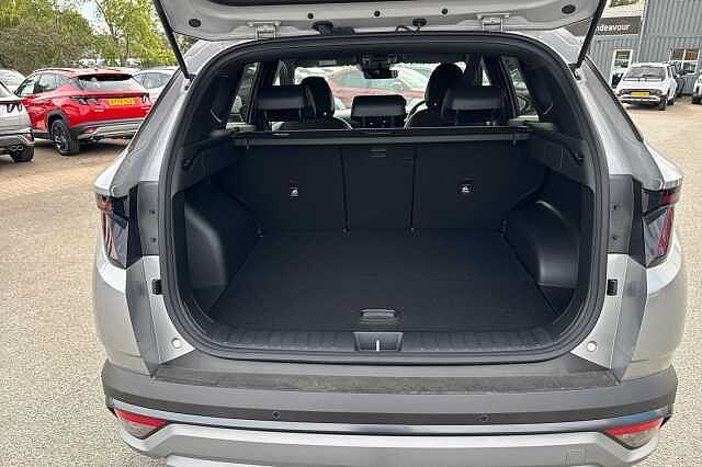 Hyundai TUCSON 1.6T 239 Hybrid Black Line 5dr Auto Shimmering Silver