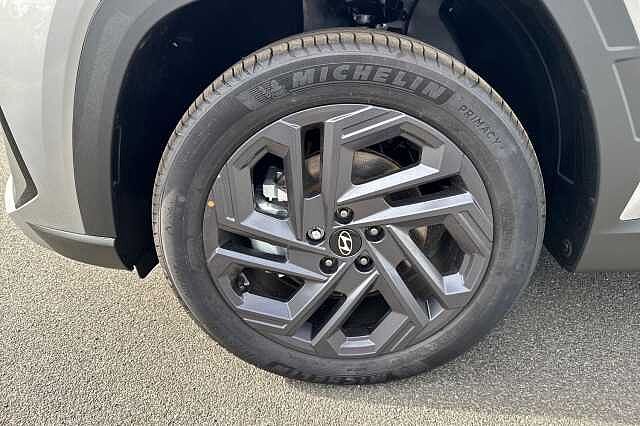Hyundai TUCSON 1.6T 239 Hybrid Black Line 5dr Auto Shimmering Silver