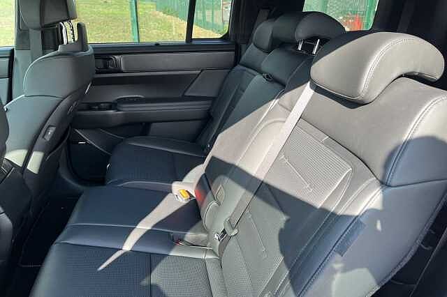 Hyundai Santa Fe 1.6 T Gdi 13.8kwh Calligraphy Suv 5dr Petrol Plug In Hybrid Auto 4wd Euro 6 (s/s
