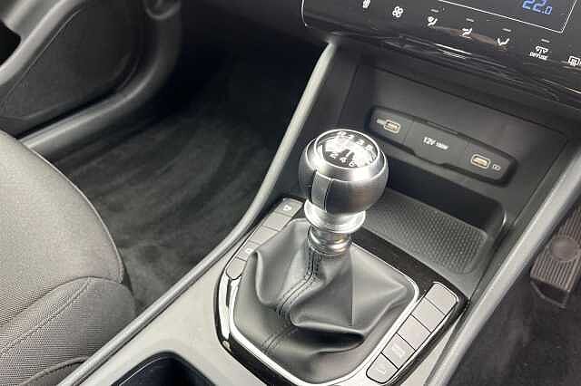 Hyundai TUCSON 1.6 T Gdi Se Connect Suv 5dr Petrol Manual Euro 6 (s/s) (150 Ps) Dark Knight Grey