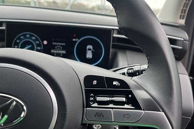 Hyundai TUCSON 1.6 T Gdi Se Connect Suv 5dr Petrol Manual Euro 6 (s/s) (150 Ps) Dark Knight Grey