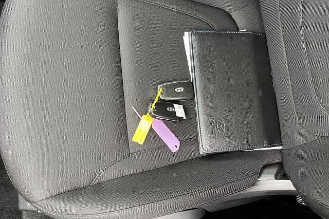 Hyundai TUCSON 1.6 T Gdi Se Connect Suv 5dr Petrol Manual Euro 6 (s/s) (150 Ps) Dark Knight Grey