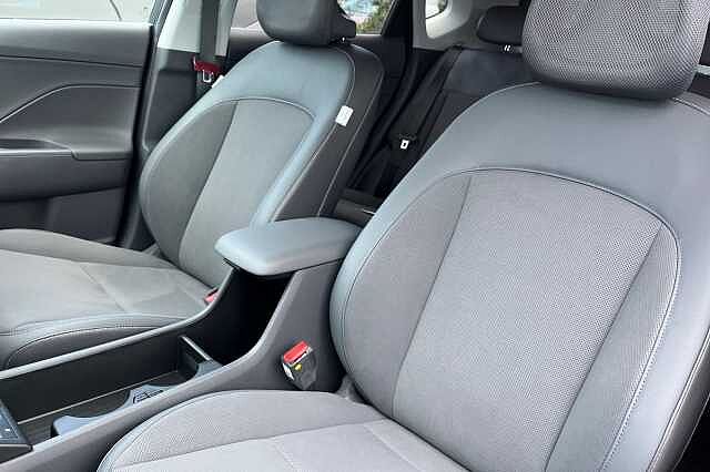 Hyundai Kona 65.4kwh Ultimate Suv 5dr Electric Auto (218 Ps)