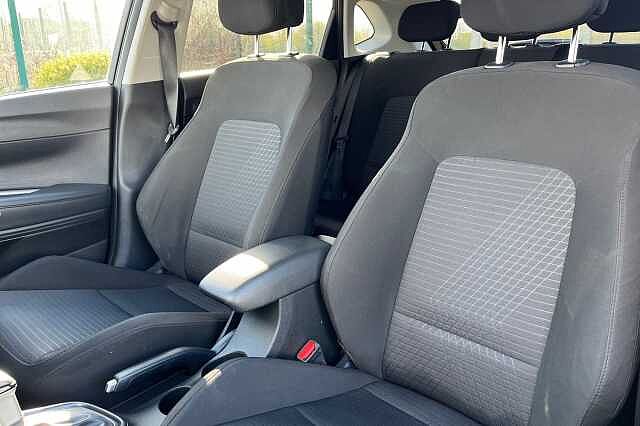 Hyundai I20 1.0 T Gdi Mhev Premium Hatchback 5dr Petrol Hybrid Dct Euro 6 (s/s) (100 Ps)