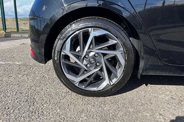 Hyundai I20 1.0 T Gdi Mhev Premium Hatchback 5dr Petrol Hybrid Dct Euro 6 (s/s) (100 Ps)