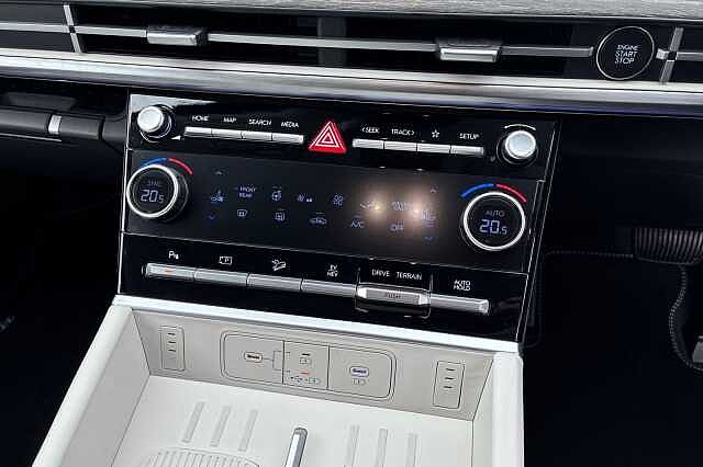Hyundai Santa Fe 1.6 T Gdi 13.8kwh Ultimate Suv 5dr Petrol Plug In Hybrid Auto 4wd Euro 6 (s/s) (