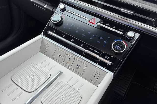 Hyundai Santa Fe 1.6 T Gdi 13.8kwh Ultimate Suv 5dr Petrol Plug In Hybrid Auto 4wd Euro 6 (s/s) (
