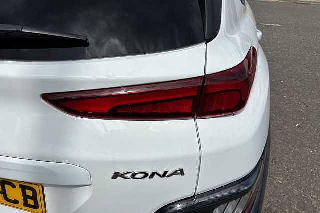 Hyundai KONA 1.0 T Gdi Mhev Premium Suv 5dr Petrol Hybrid Manual Euro 6 (s/s) (120 Ps) White