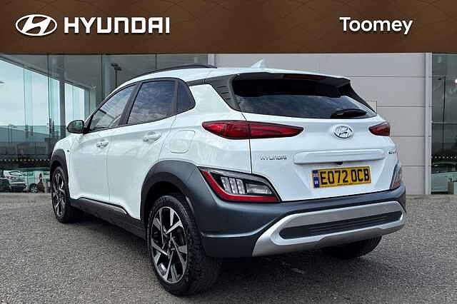 Hyundai KONA 1.0 T Gdi Mhev Premium Suv 5dr Petrol Hybrid Manual Euro 6 (s/s) (120 Ps) White