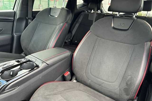 Hyundai TUCSON 1.6 H T Gdi N Line Suv 5dr Petrol Hybrid Auto Euro 6 (s/s) (230 Ps) Shimmering Silver